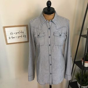 🍁Ruff Hewn Blue/White Seersucker ButtonDown Shirt